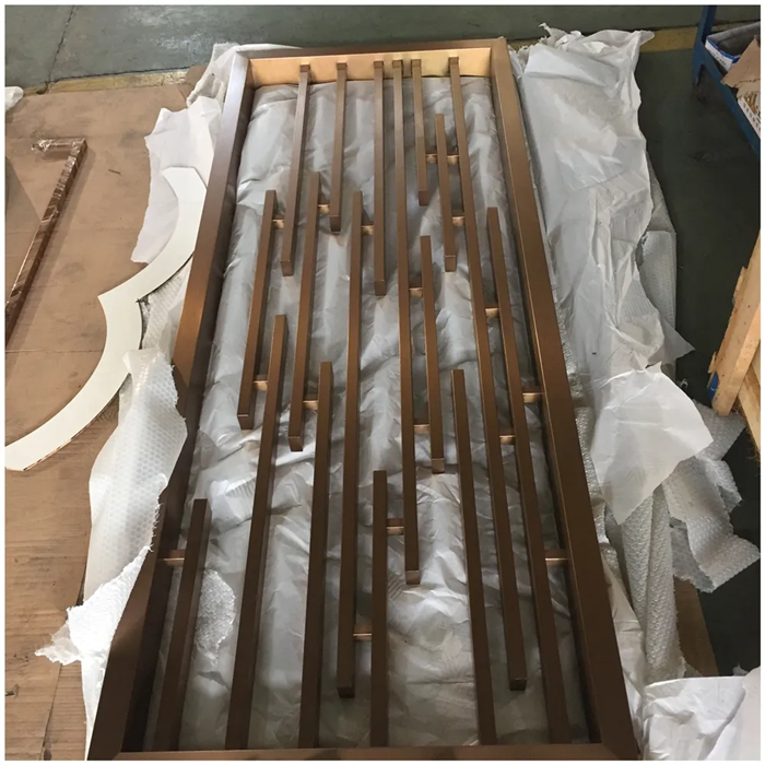 Luxury Stainless Steel Hollow Welding Room Divider Hairline Bronze Metal Panels Interior Wall for Reception Background