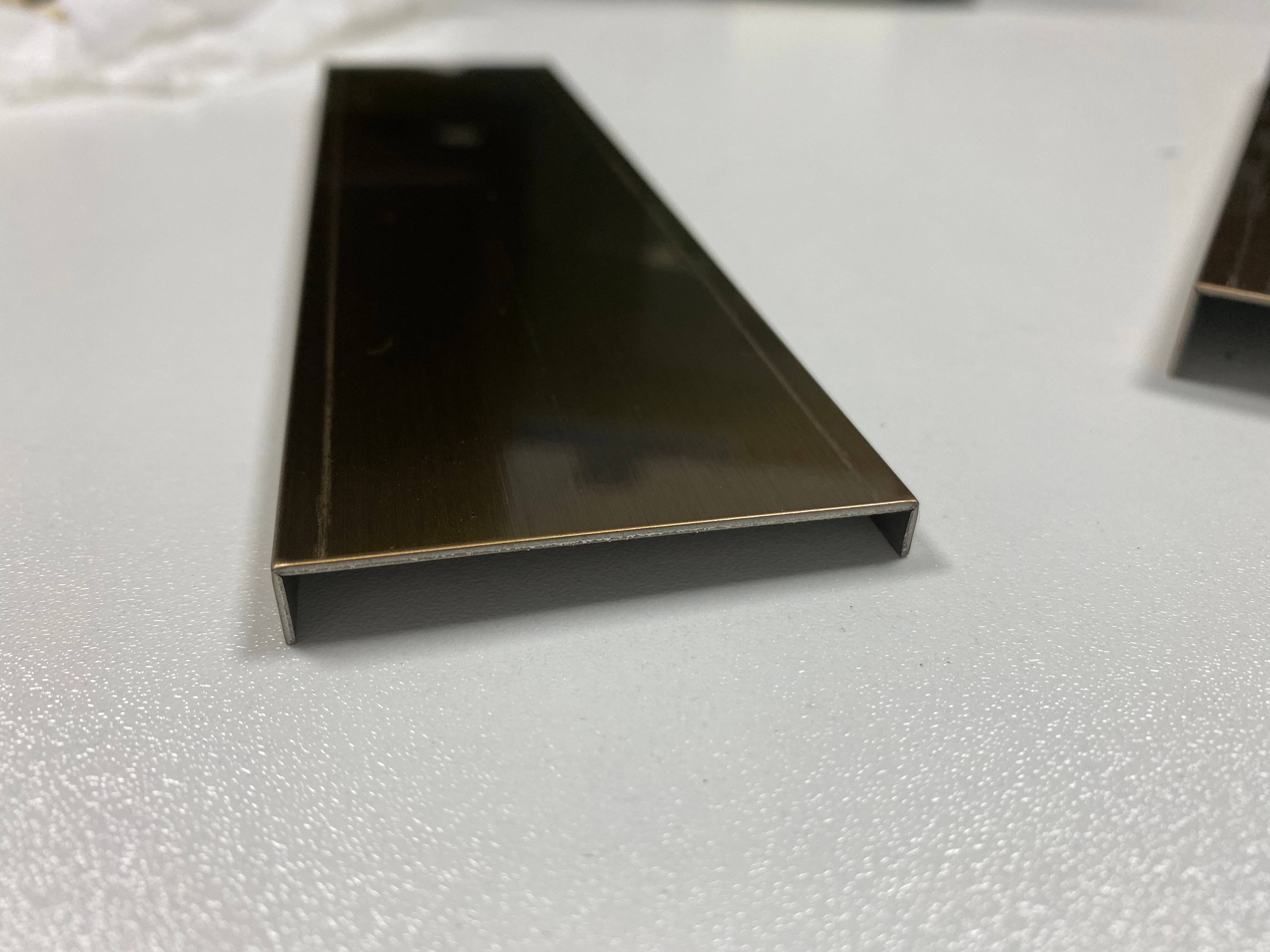 Stainless Steel Hairline Customized Colored U-Profiles for Wall and Ceiling Decoration