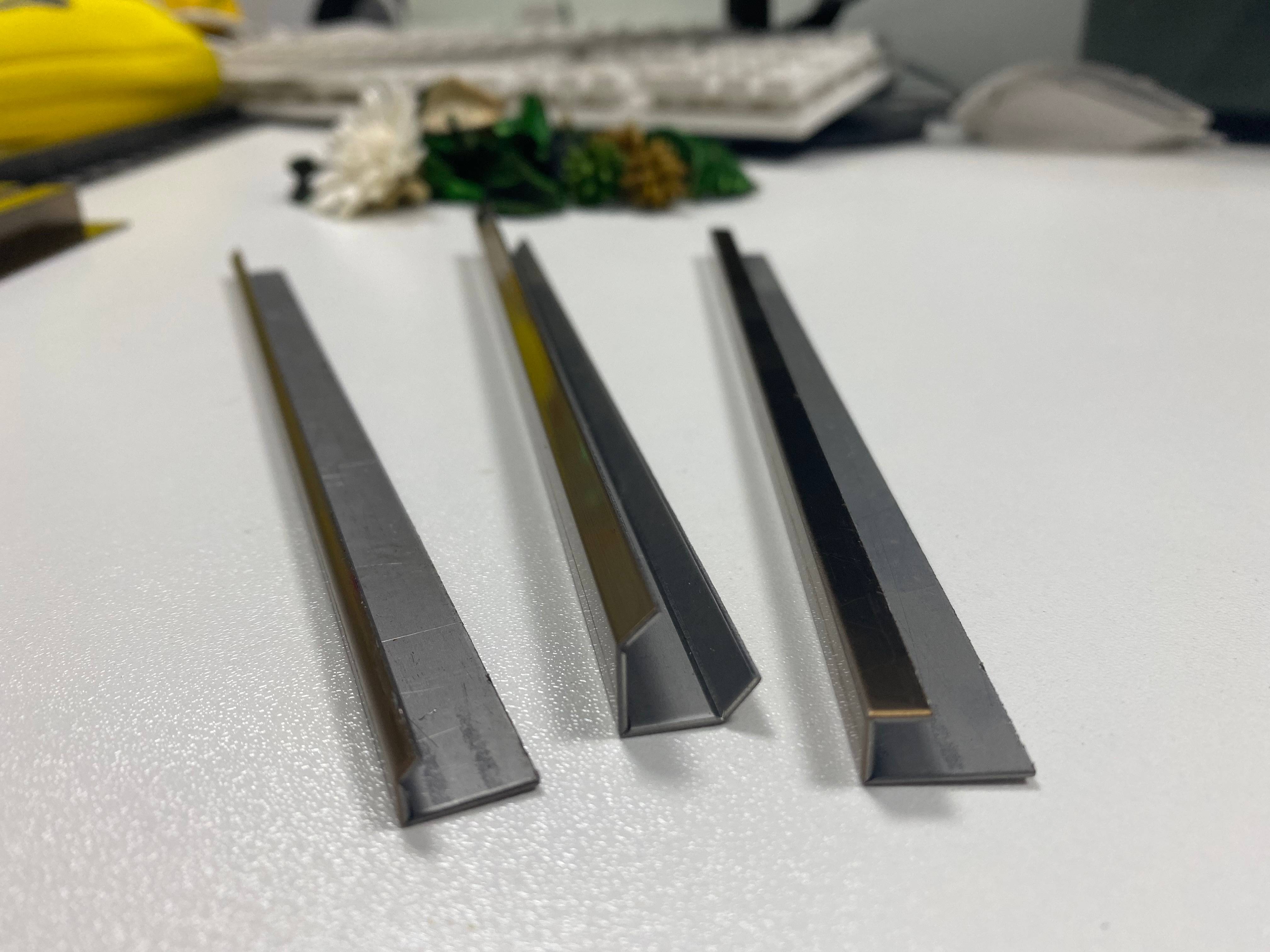 Stainless Steel L-Shaped Profile for Wall / Ceiling Edge Cladding 