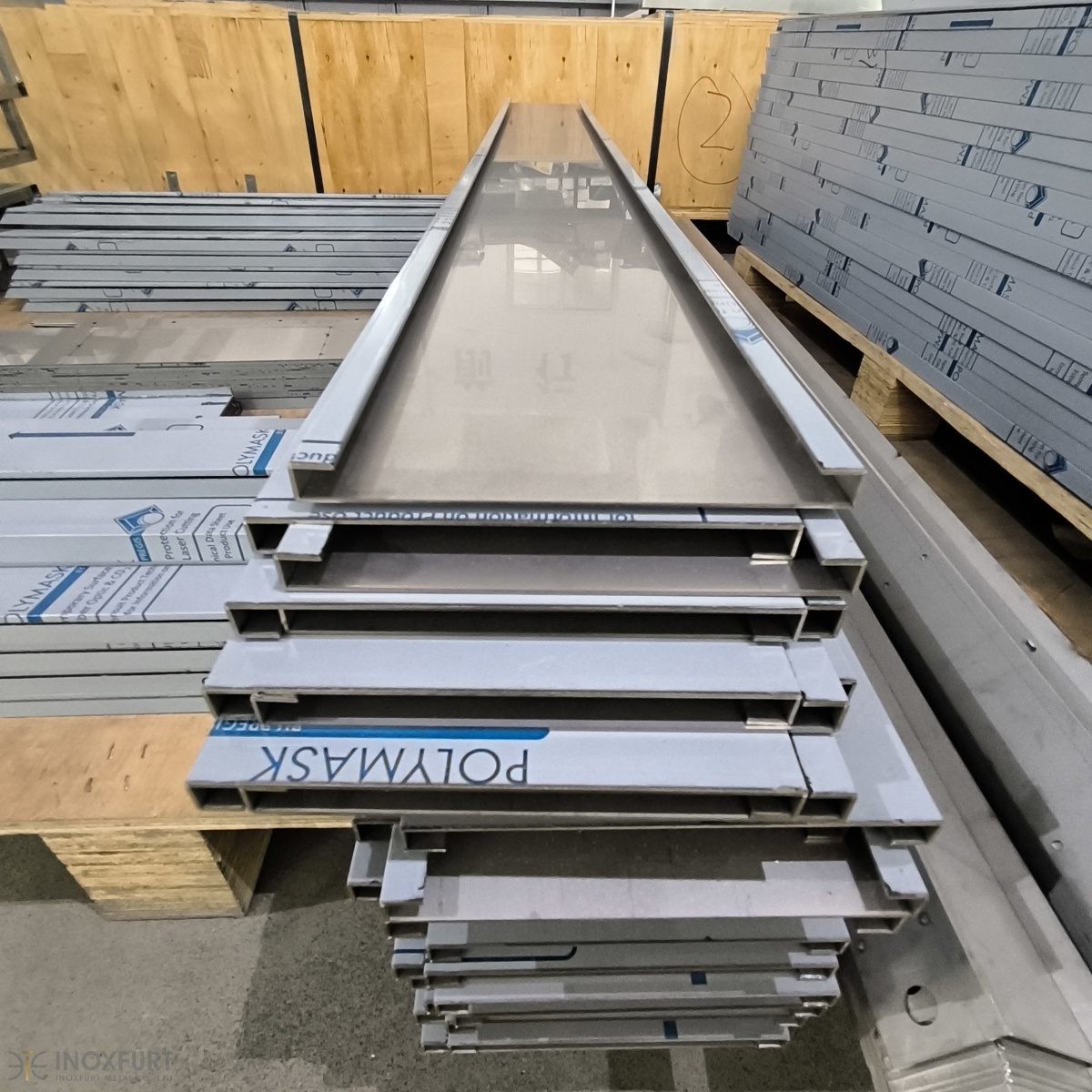 Stainless Steel Custom Section and Colored Profiles