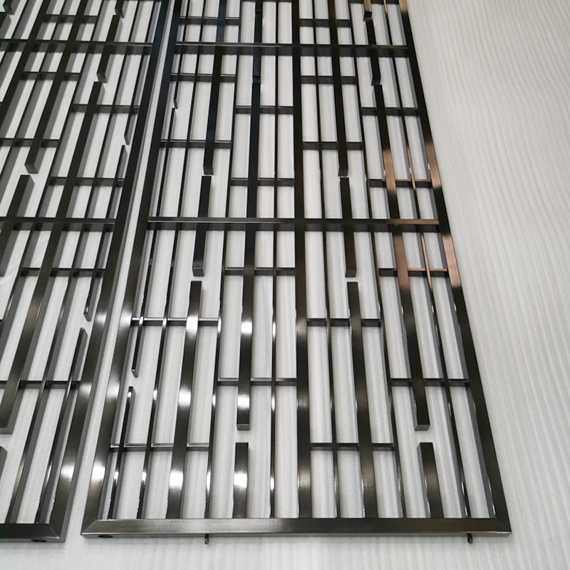 STAINLESS STEEL BLACK DESIGN SCREEN